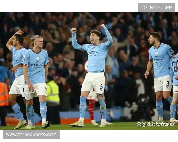 哈兰德对阵英超豪门的强强对话表现稳定性分析