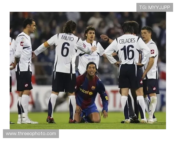 瓦伦西亚长期重建困局逐步反映,球队稳定性与竞争格局面临考验 瓦伦西亚长期重建困局逐步反映,球队稳定性与竞争格局面临考验